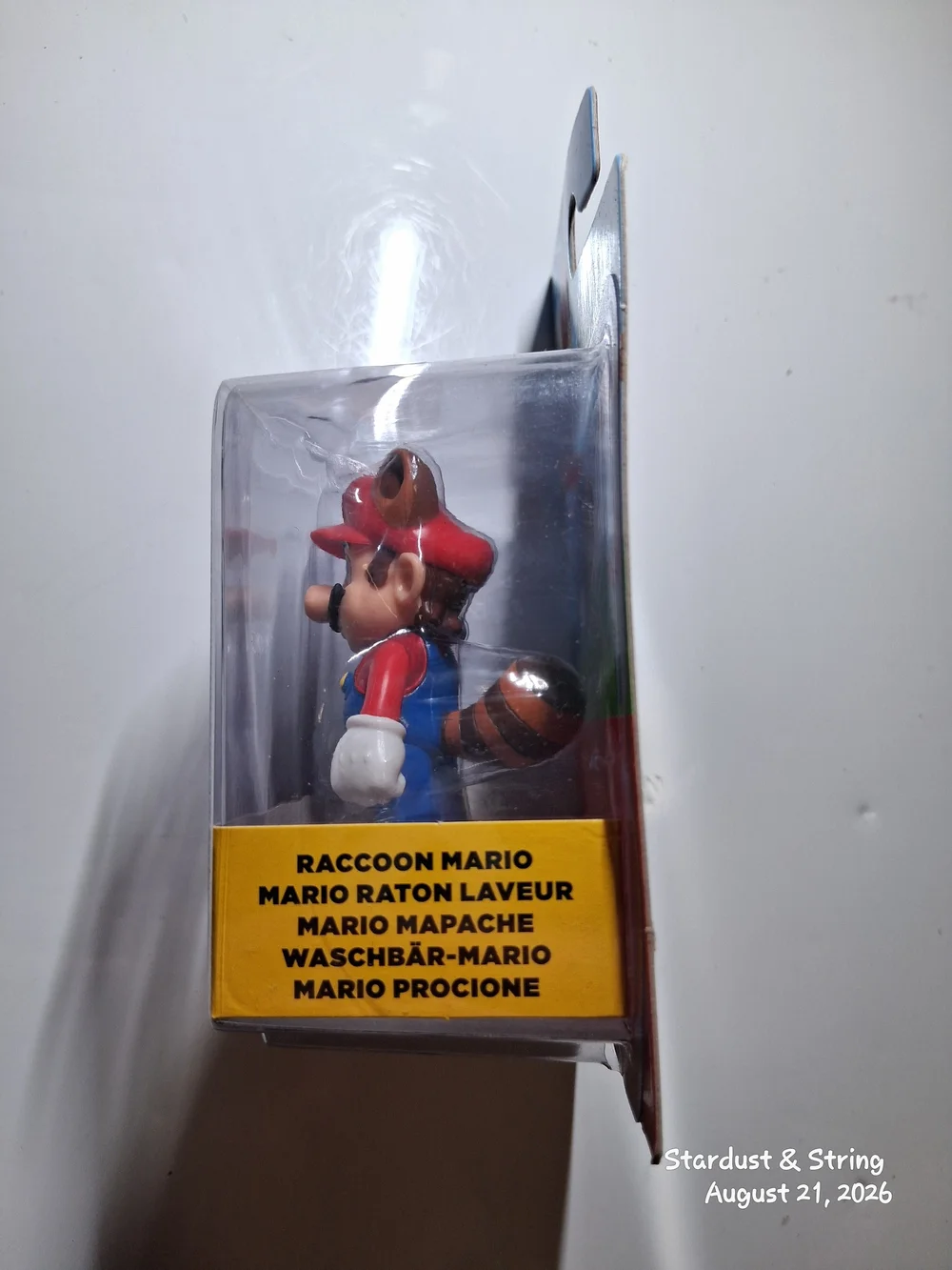 Jakks Pacific Super Mario Raccoon Mario 2.5 Inch Action Figure NIP